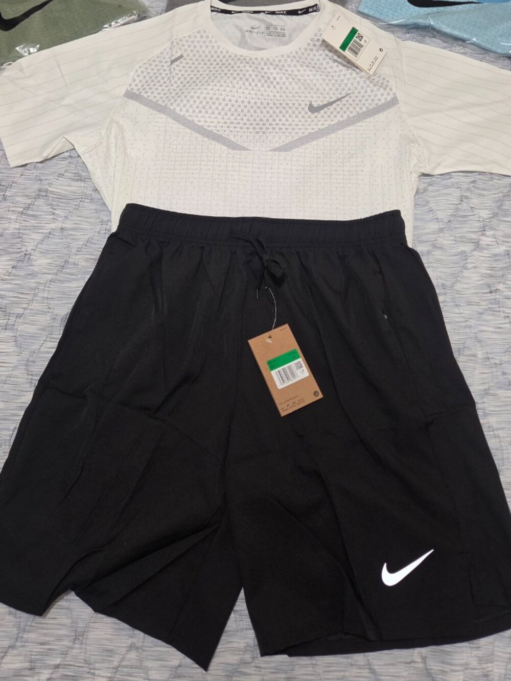 Nike set - Picture 5 of 5